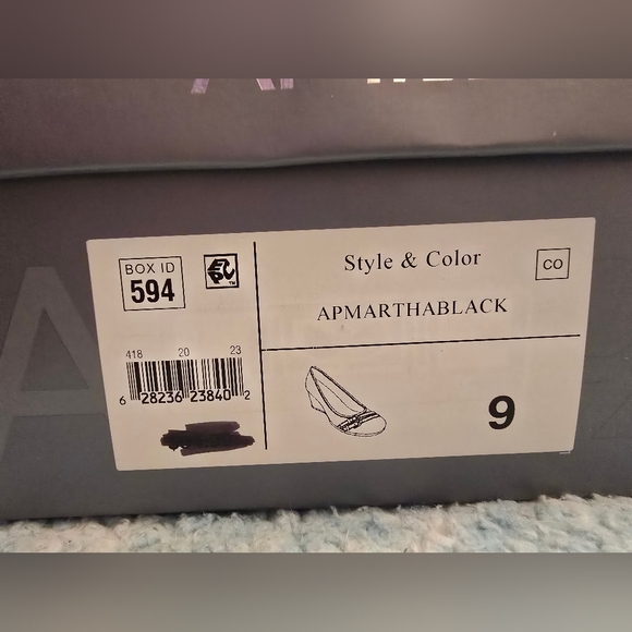 NEW Women's Sz 9 Apt 9 Black Slip On Wedges with Heel - Picture 7 of 8